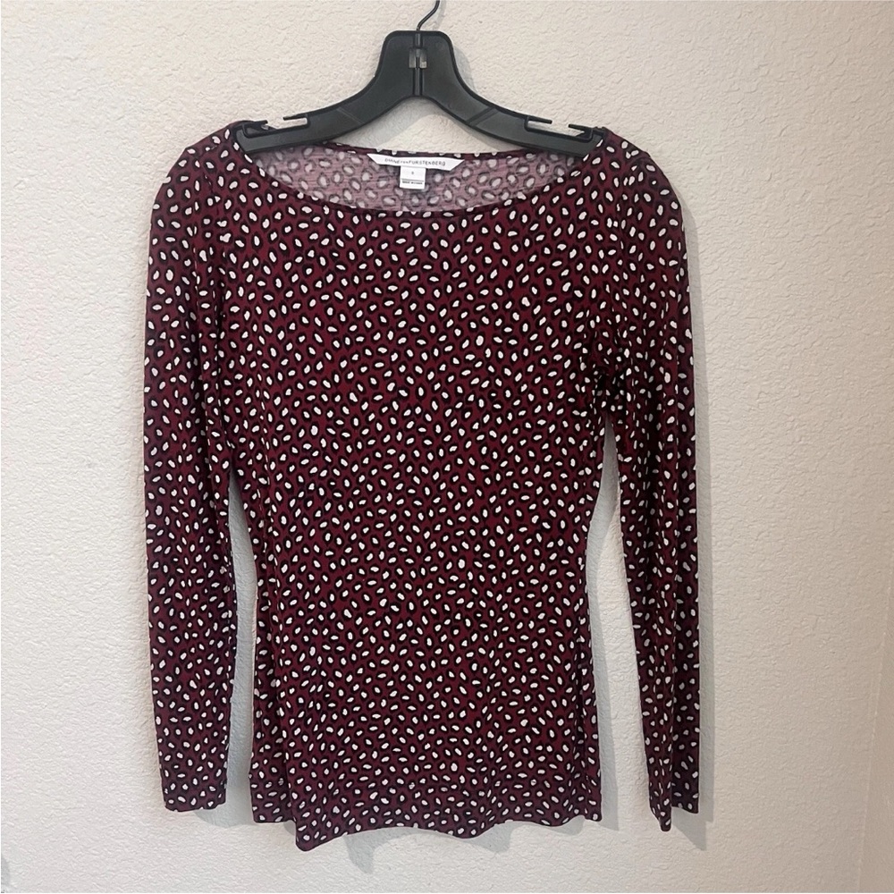 Diane Von Furstenberg Red and White Fitted Long Sleeve Blouse